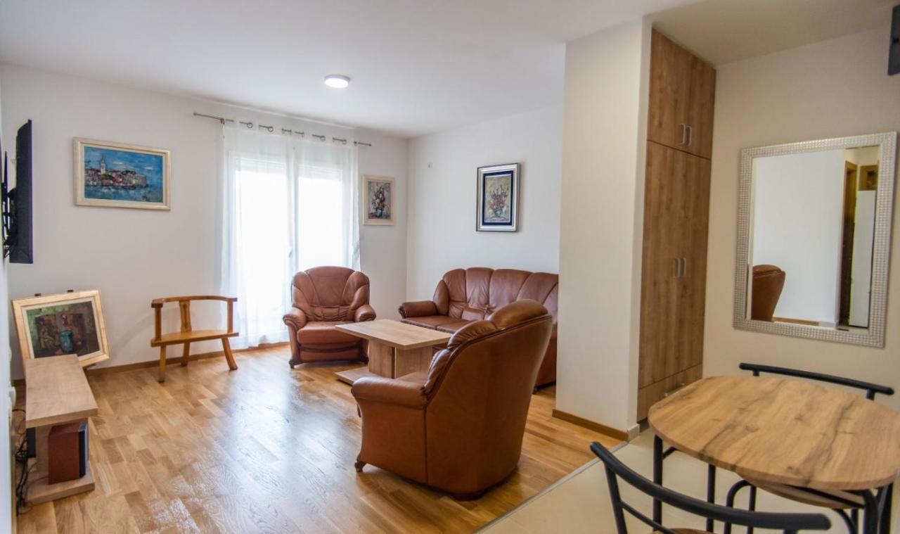 Sunny Hill Suite Ljubovic Podgorica Kültér fotó
