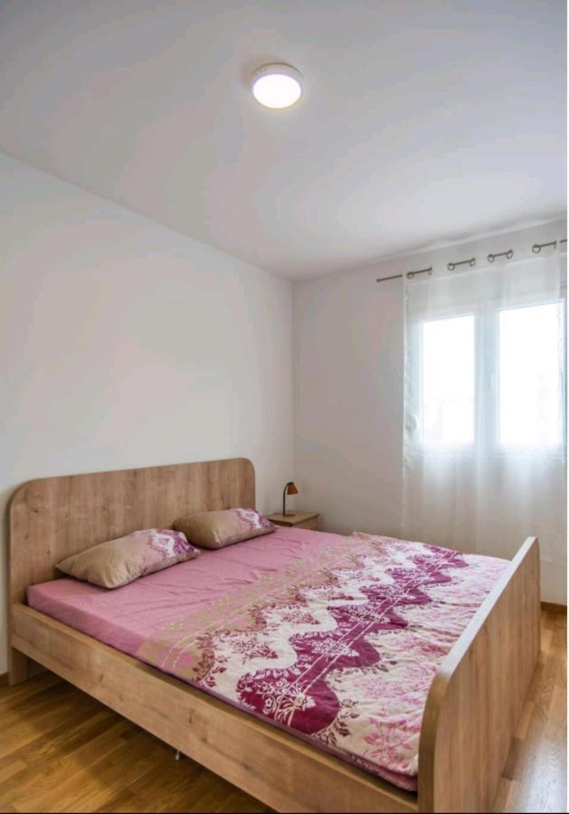 Sunny Hill Suite Ljubovic Podgorica Kültér fotó